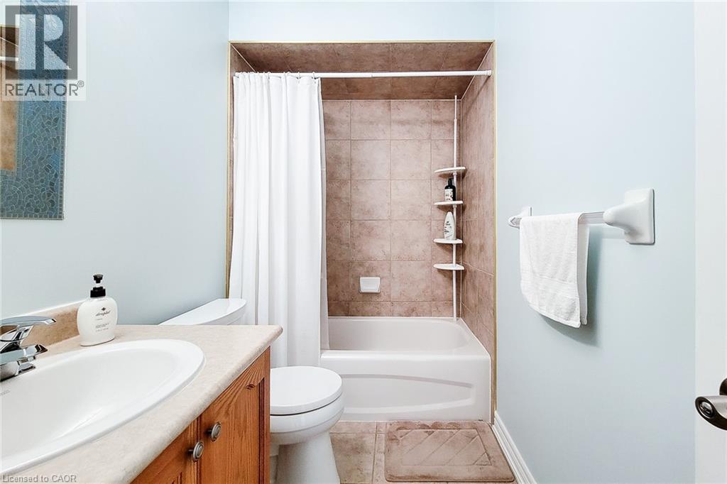 78 Peachwood Crescent Unit# 9, Stoney Creek, Ontario  L8E 5Z8 - Photo 38 - 40762071