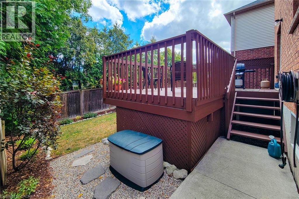 78 Peachwood Crescent Unit# 9, Stoney Creek, Ontario  L8E 5Z8 - Photo 8 - 40762071