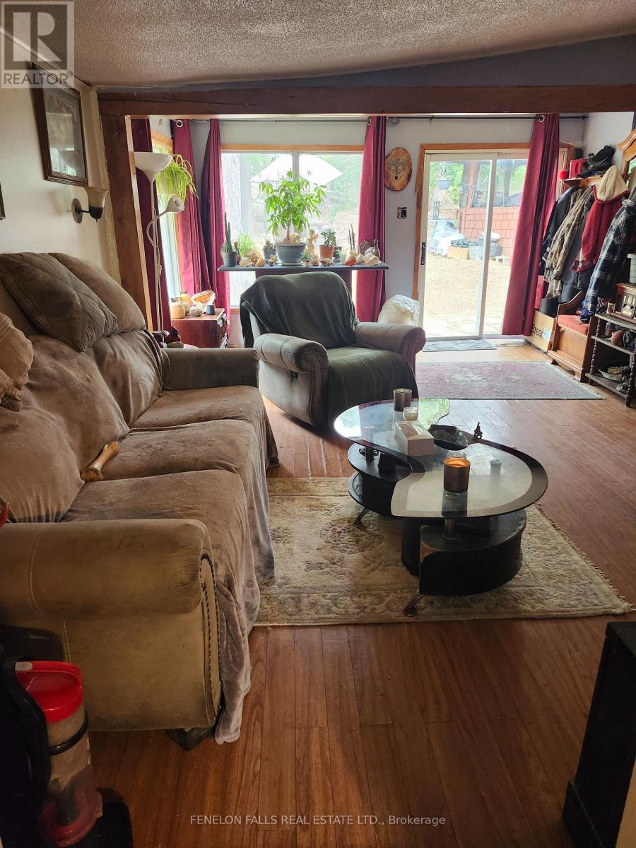 1172 Crystal Lake Road, Trent Lakes, Ontario  K0M 2A0 - Photo 10 - X12355147