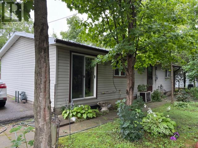 12 North Street, Aylmer, Ontario  N5H 1C9 - Photo 6 - X12355165