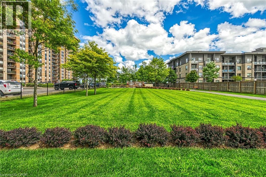 301 Frances Avenue Unit# 1406, Stoney Creek, Ontario  L8E 3W6 - Photo 32 - 40762033