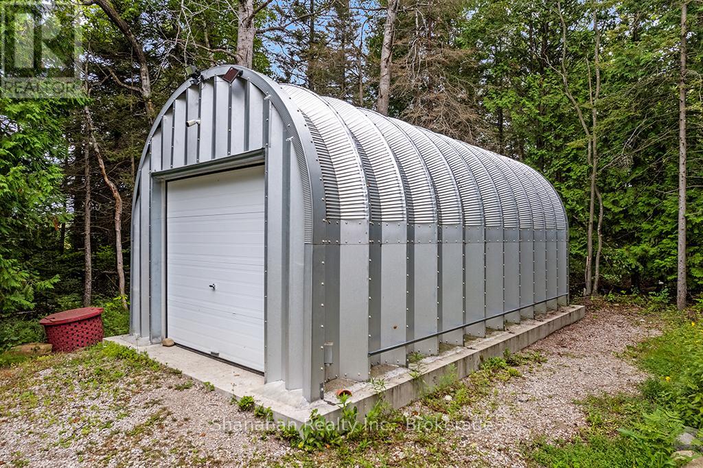175 Warner Bay Road, Northern Bruce Peninsula, Ontario  N0H 2R0 - Photo 3 - X12353845