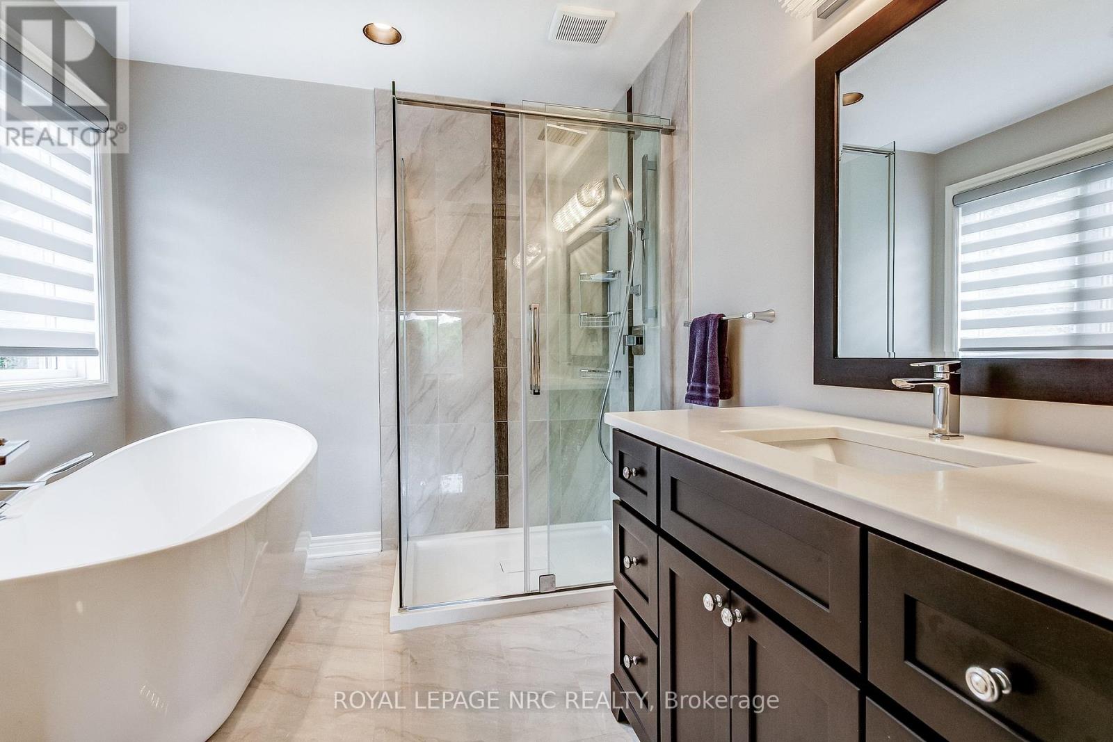 645 Clarence Street, Port Colborne (Sugarloaf), Ontario  L3K 6B8 - Photo 18 - X12355194