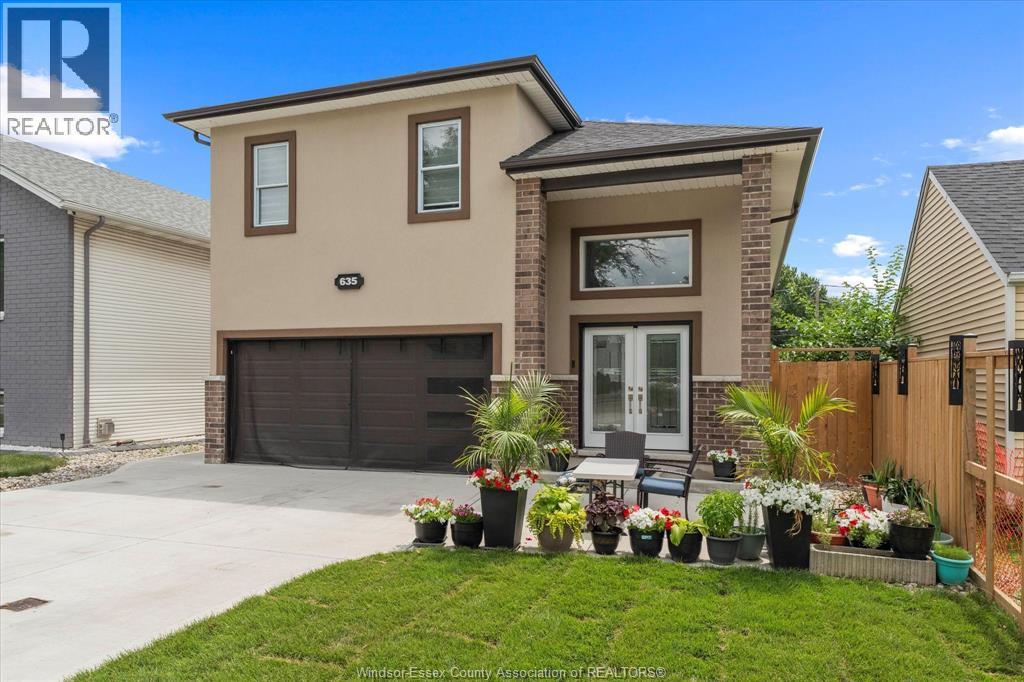 Property at 635 EDINBOROUGH image 2
