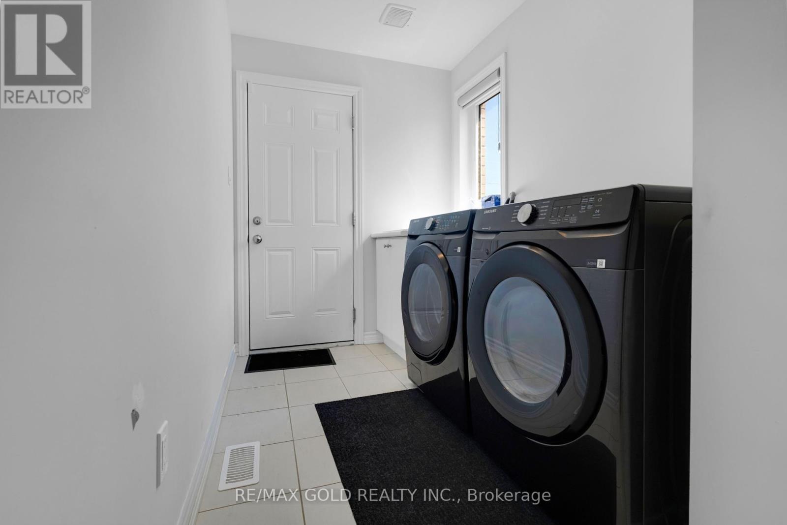 109 Palace Street, Thorold, Ontario  L2V 0M9 - Photo 18 - X12353334