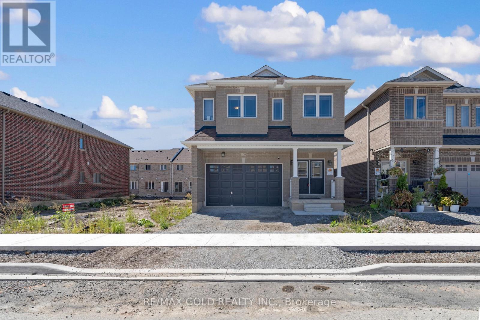 109 Palace Street, Thorold, Ontario  L2V 0M9 - Photo 9 - X12353334