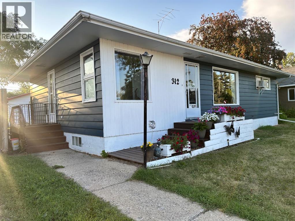 312 Main Street, Maidstone, Saskatchewan  S0M 1M0 - Photo 4 - A2250204