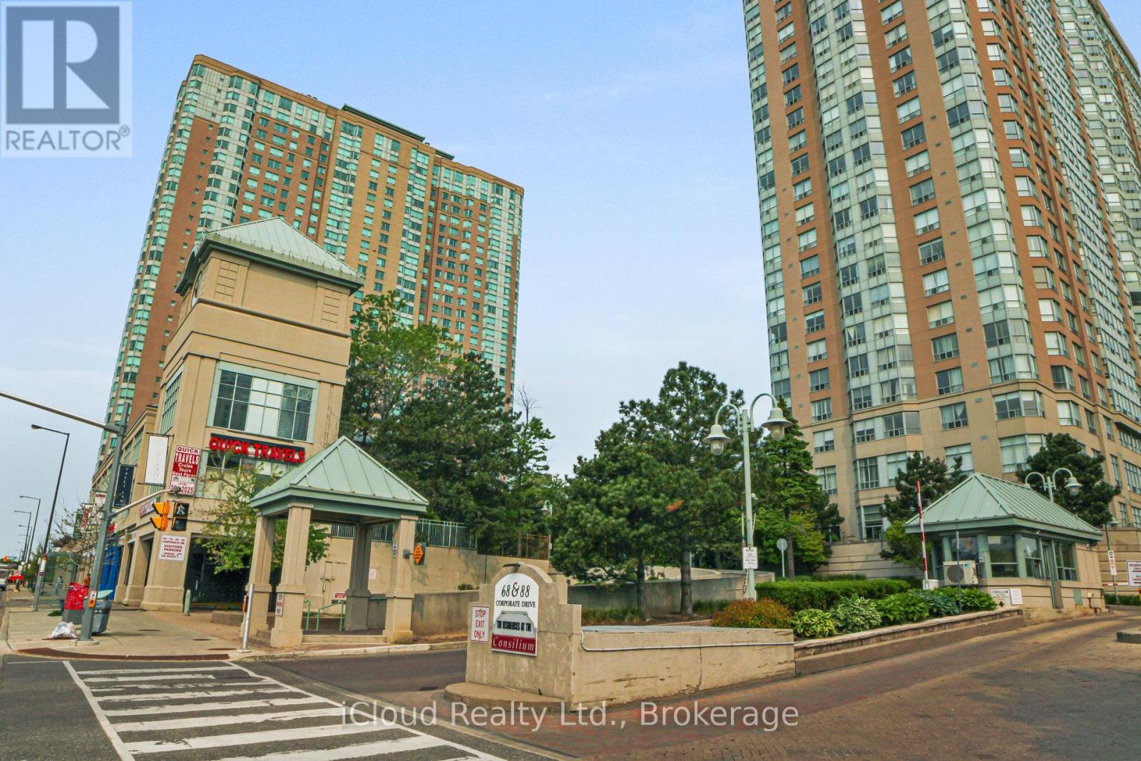 3232 - 68 Corporate Drive, Toronto (Woburn), Ontario  M1H 3H3 - Photo 1 - E12208978