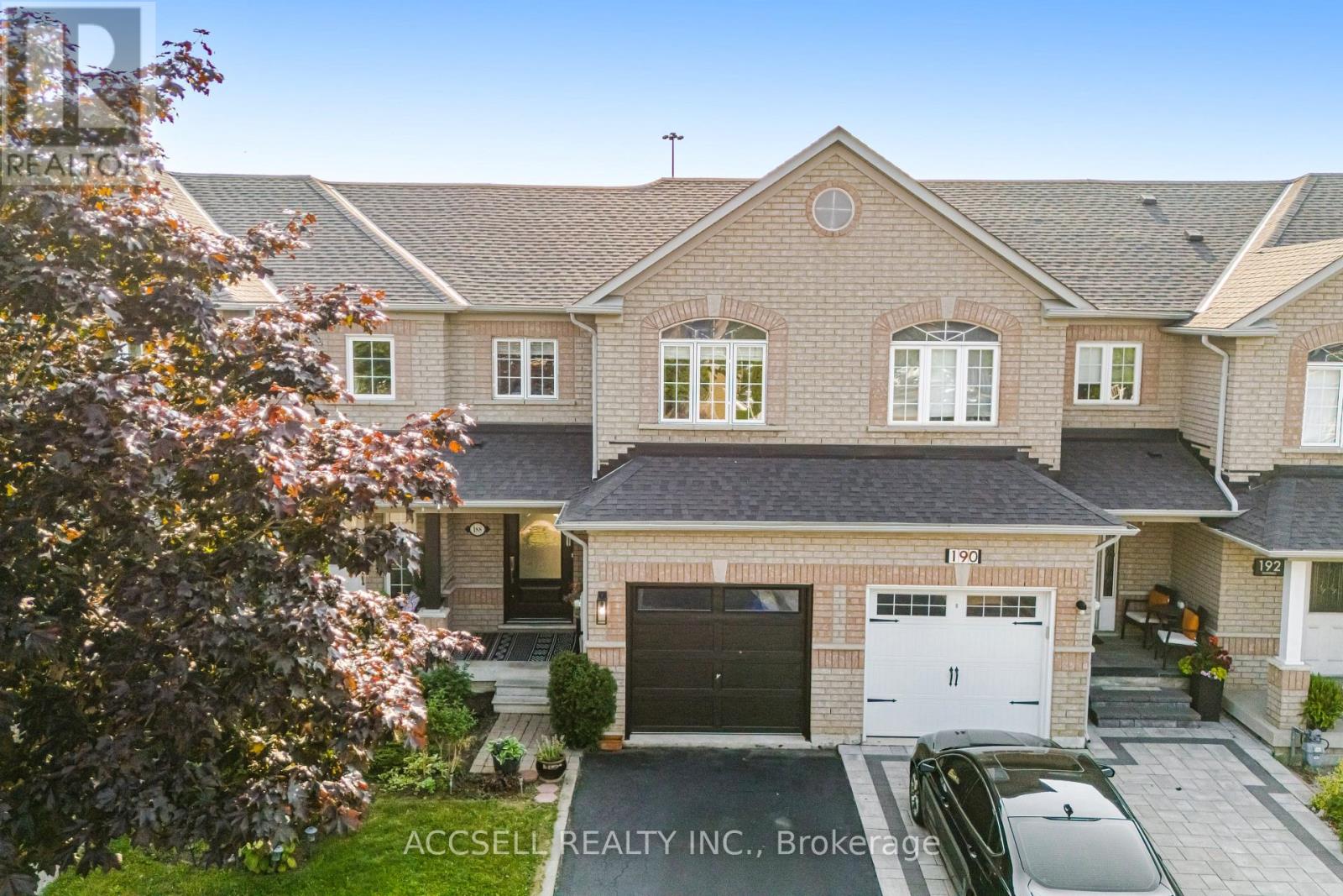 Property at 188 DEEPSPRINGS CRESCENT image 1