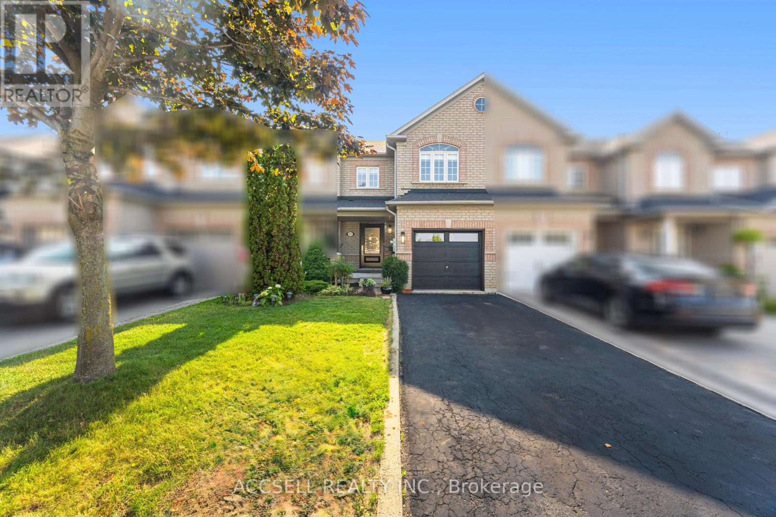 Property at 188 DEEPSPRINGS CRESCENT image 5