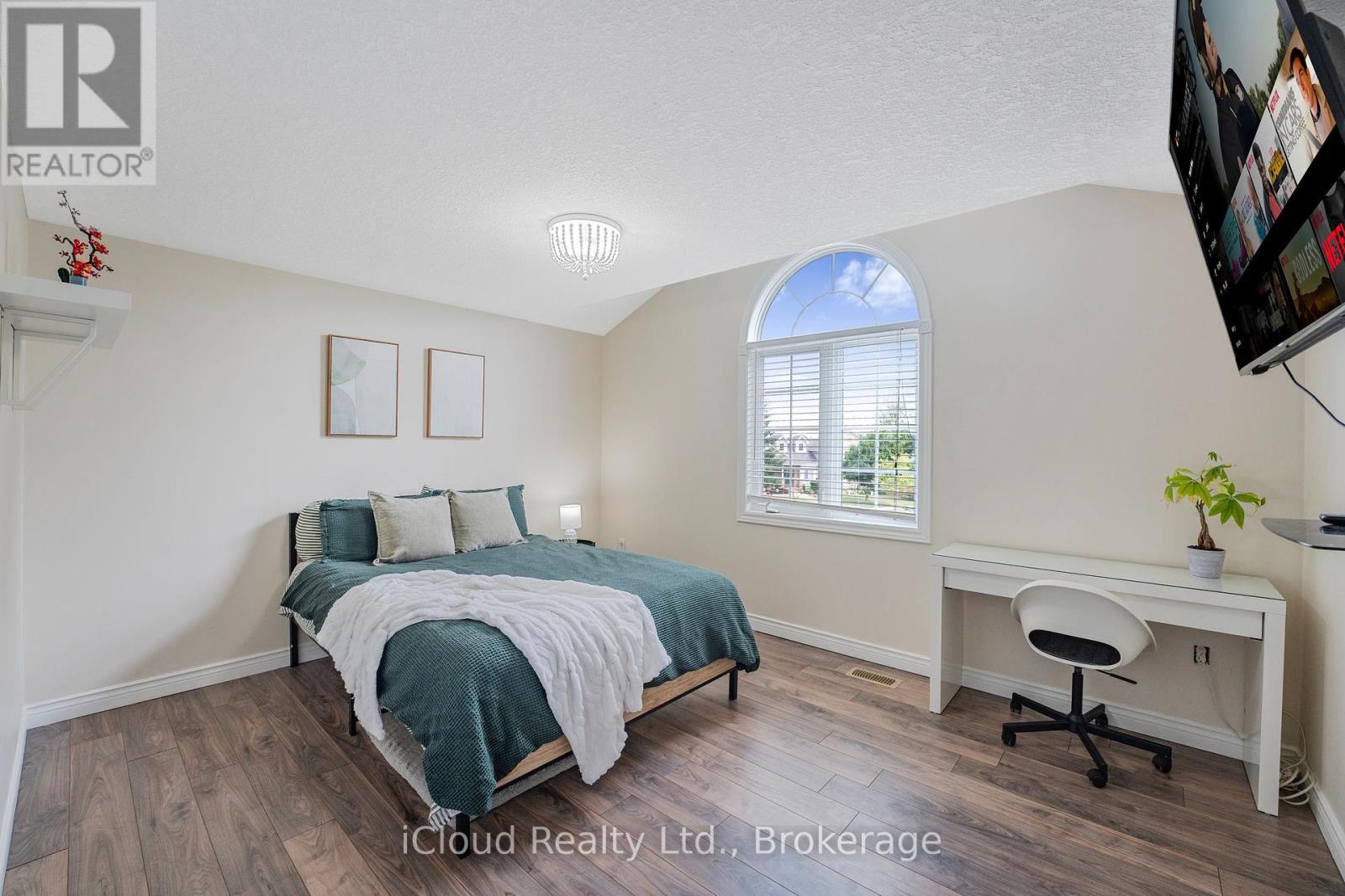 2 Redfern Street, Orangeville, Ontario  L9W 5C8 - Photo 26 - W12310125