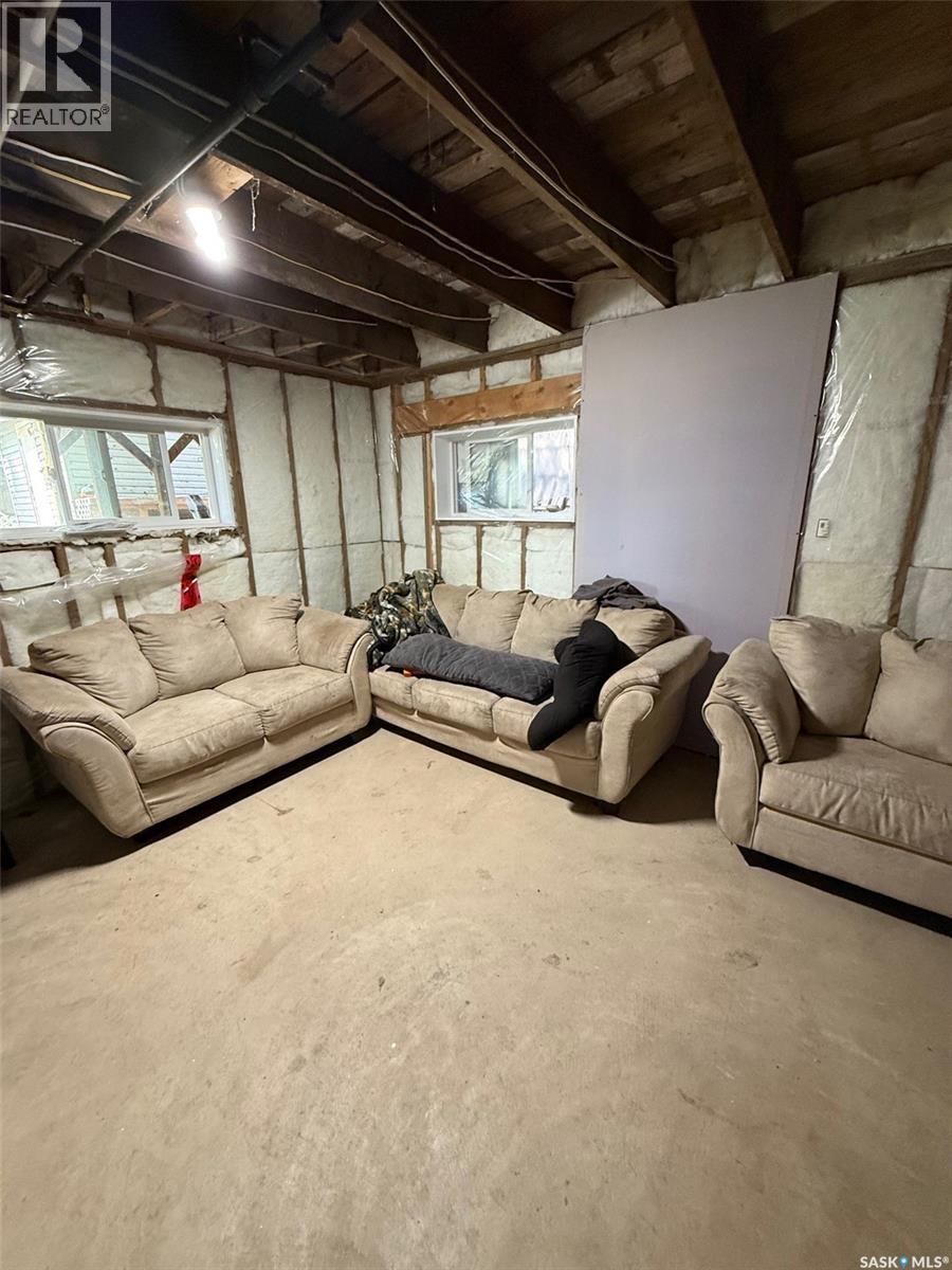 992 Terry Street, Cochin, Saskatchewan  S0M 0L0 - Photo 28 - SK016153