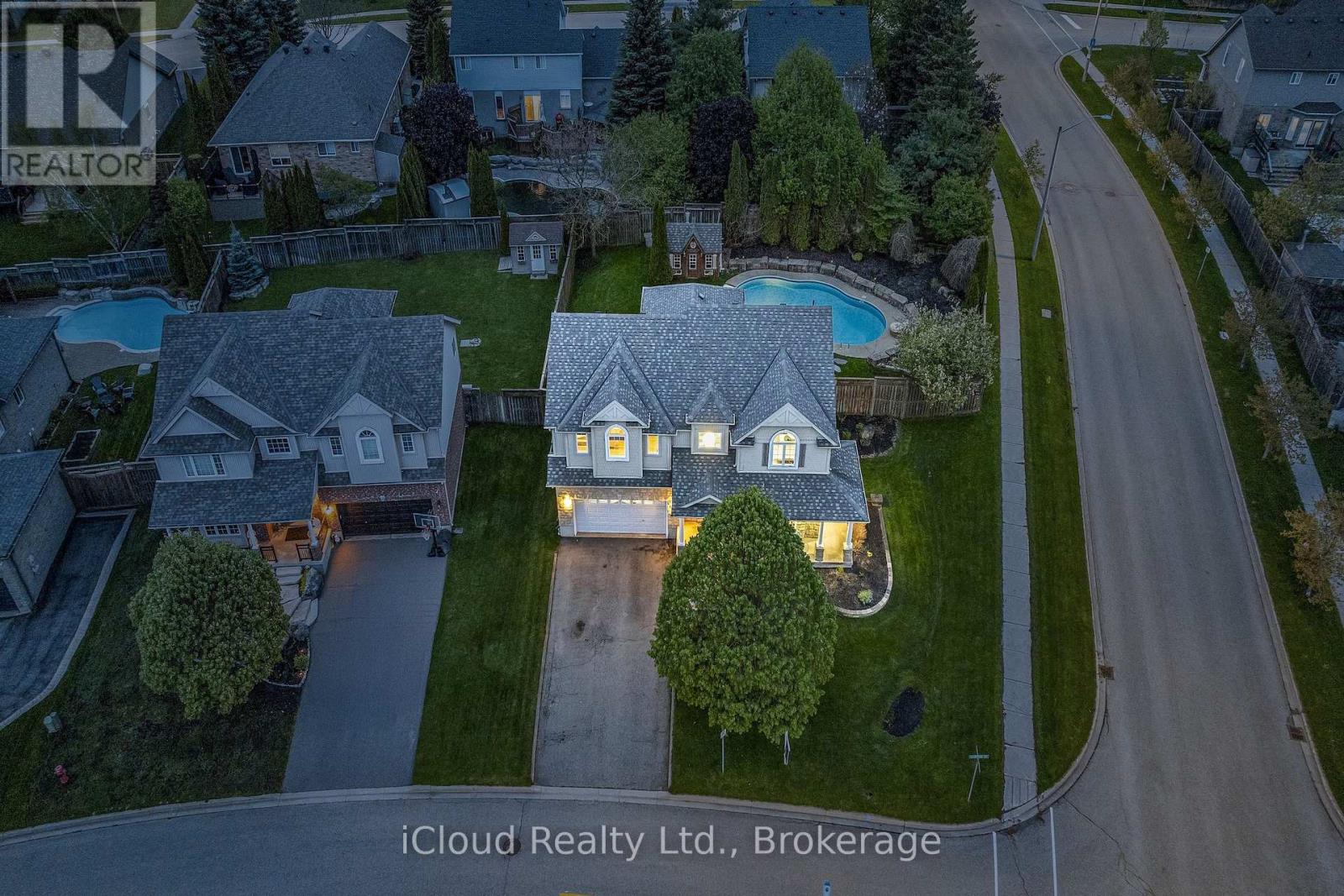2 Redfern Street, Orangeville, Ontario  L9W 5C8 - Photo 30 - W12310125