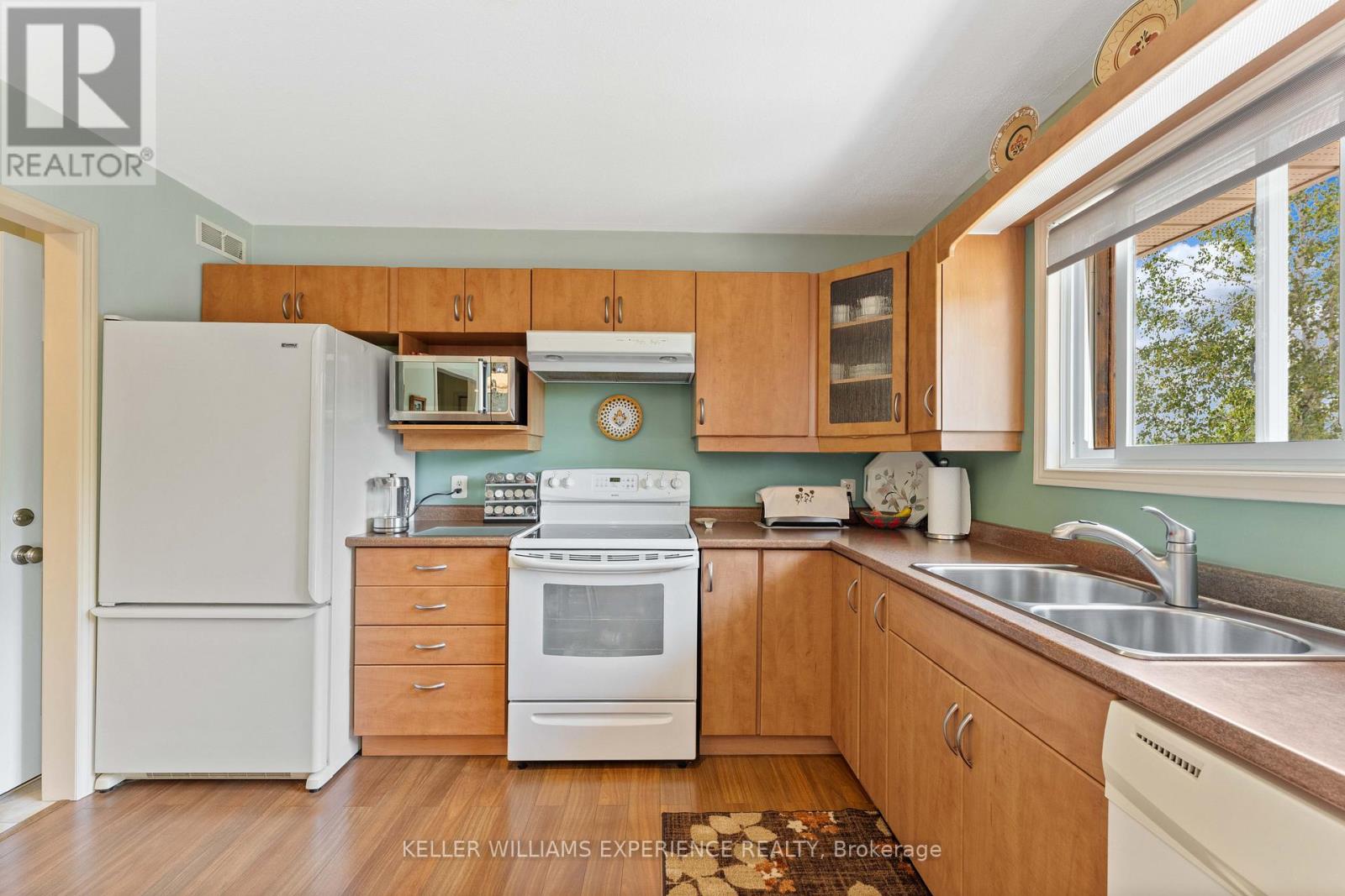 1213 Taylor Line, Severn, Ontario  L0K 1E0 - Photo 12 - S12355067