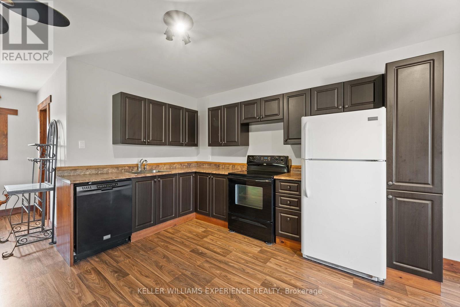 1213 Taylor Line, Severn, Ontario  L0K 1E0 - Photo 17 - S12355067