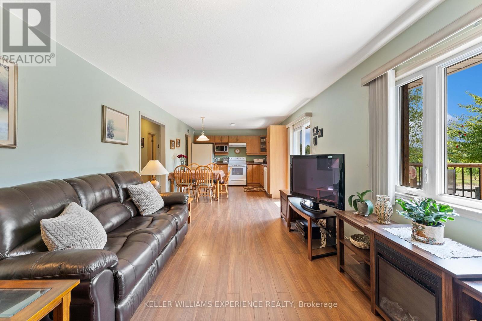 1213 Taylor Line, Severn, Ontario  L0K 1E0 - Photo 9 - S12355067