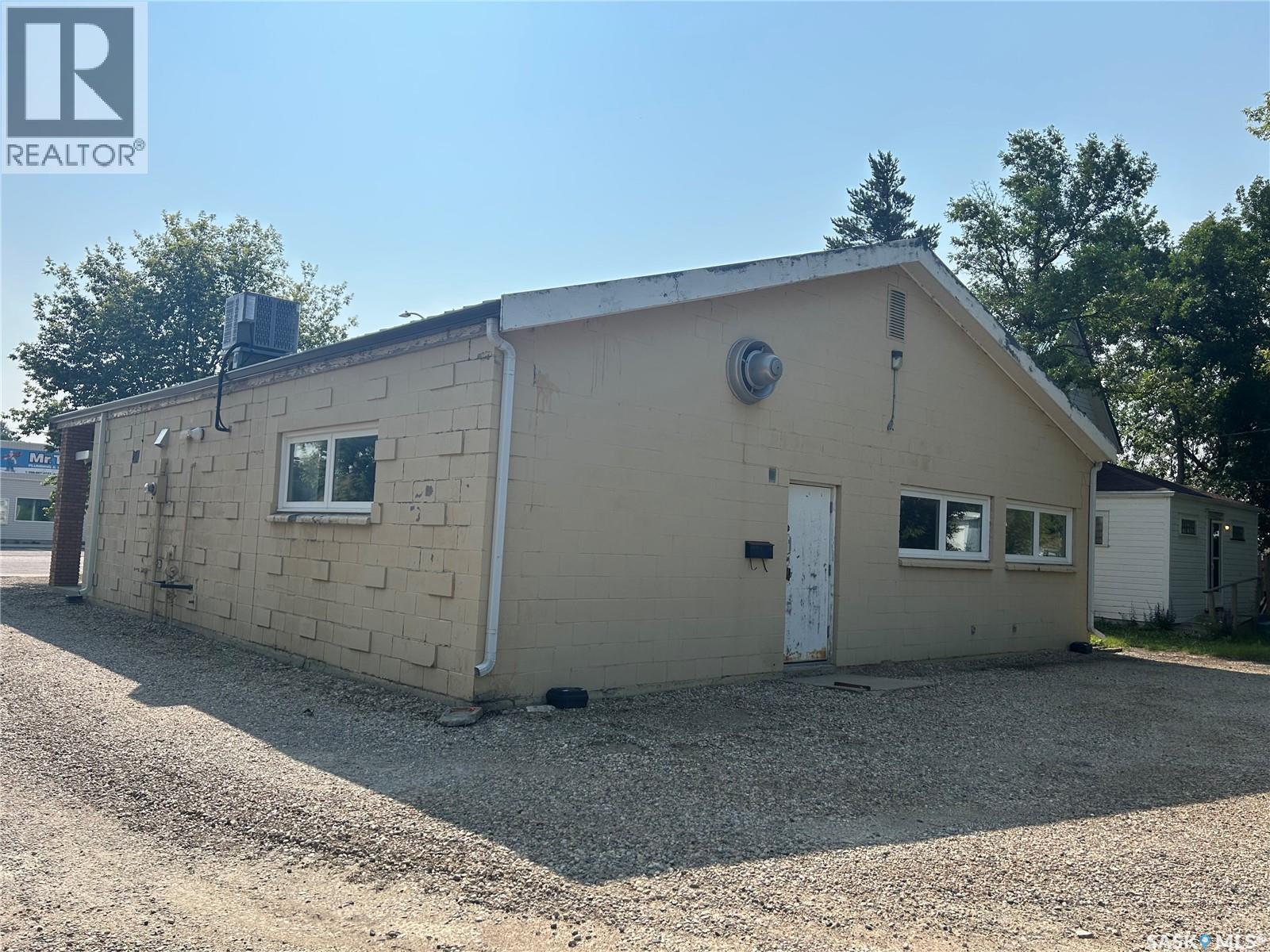 812 Desmond Street, Grenfell, Saskatchewan  S0G 2B0 - Photo 5 - SK016152