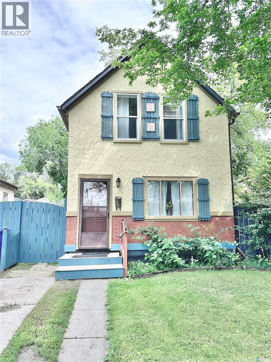 1026 L Avenue N, Saskatoon, Saskatchewan  S7L 2R8 - Photo 1 - SK016146