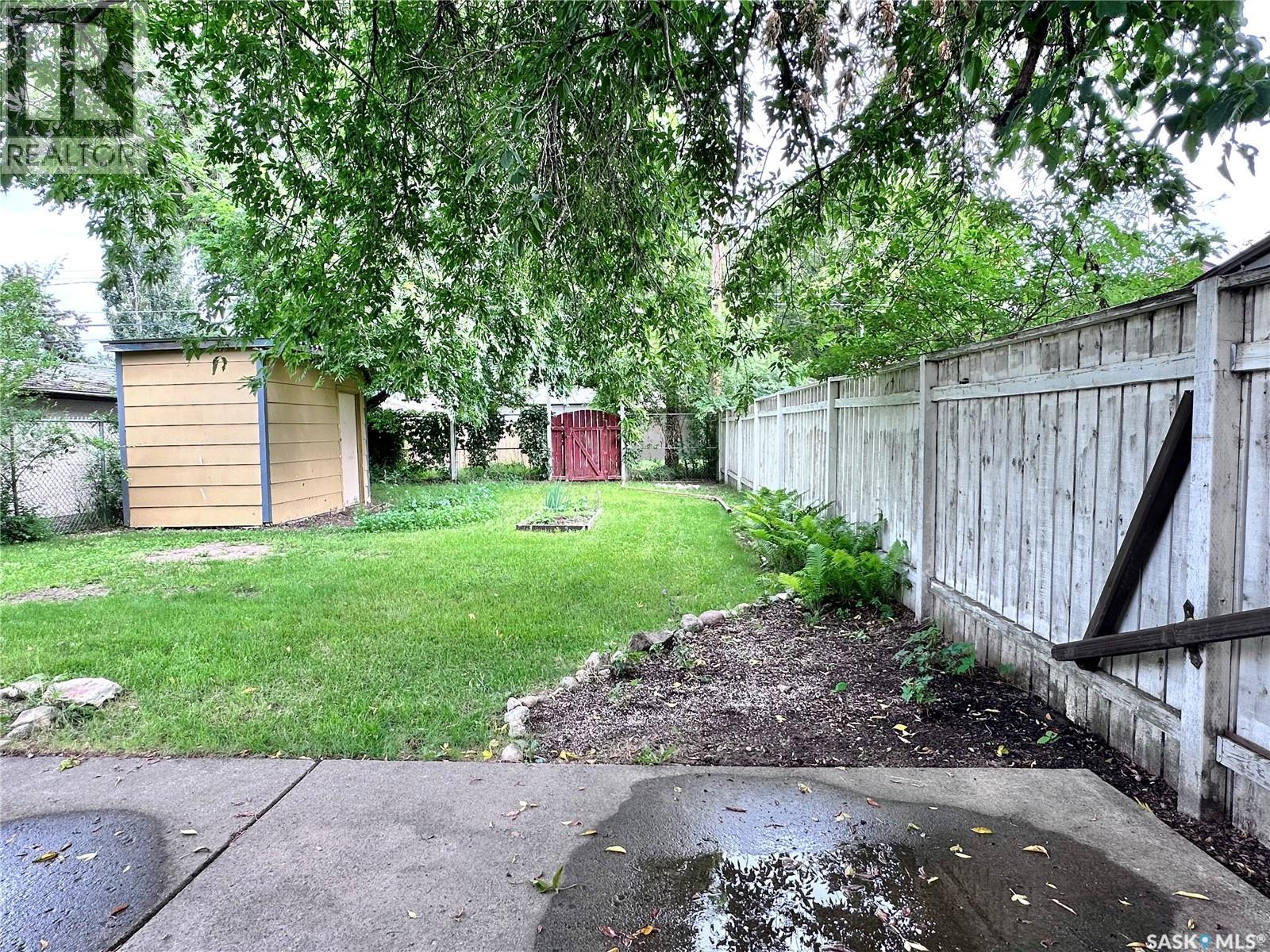 1026 L Avenue N, Saskatoon, Saskatchewan  S7L 2R8 - Photo 37 - SK016146