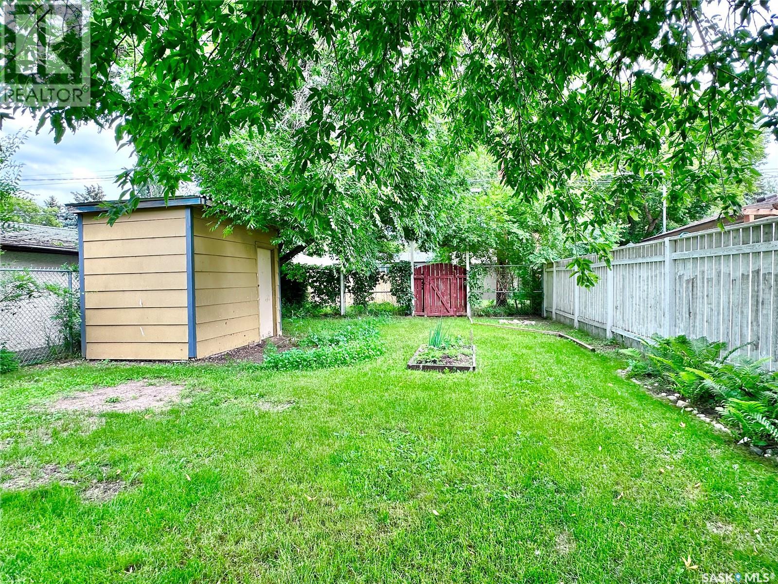 1026 L Avenue N, Saskatoon, Saskatchewan  S7L 2R8 - Photo 40 - SK016146