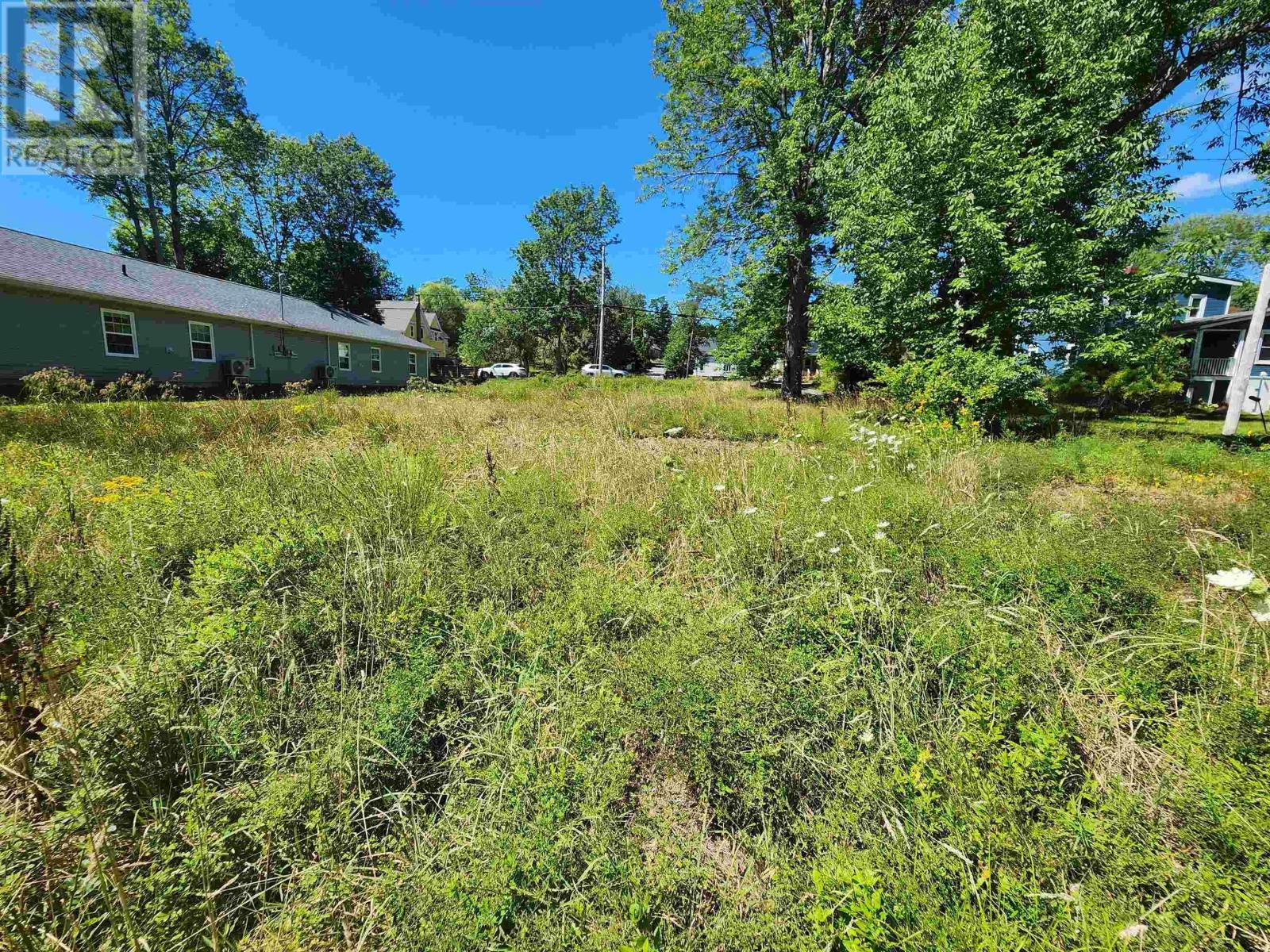 38 Clearway Street, Mahone Bay, Nova Scotia  B0J 2E0 - Photo 3 - 202520983