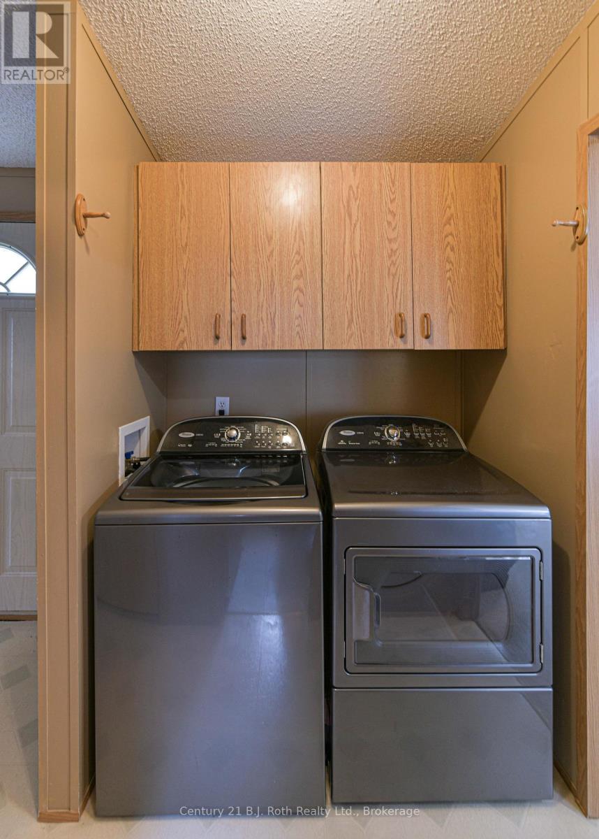 4105 Spruce Road, Severn, Ontario  L3V 6H4 - Photo 21 - S12303133