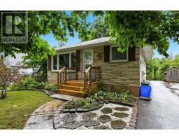 236 Normanby Street N, Wellington North (Mount Forest), Ca