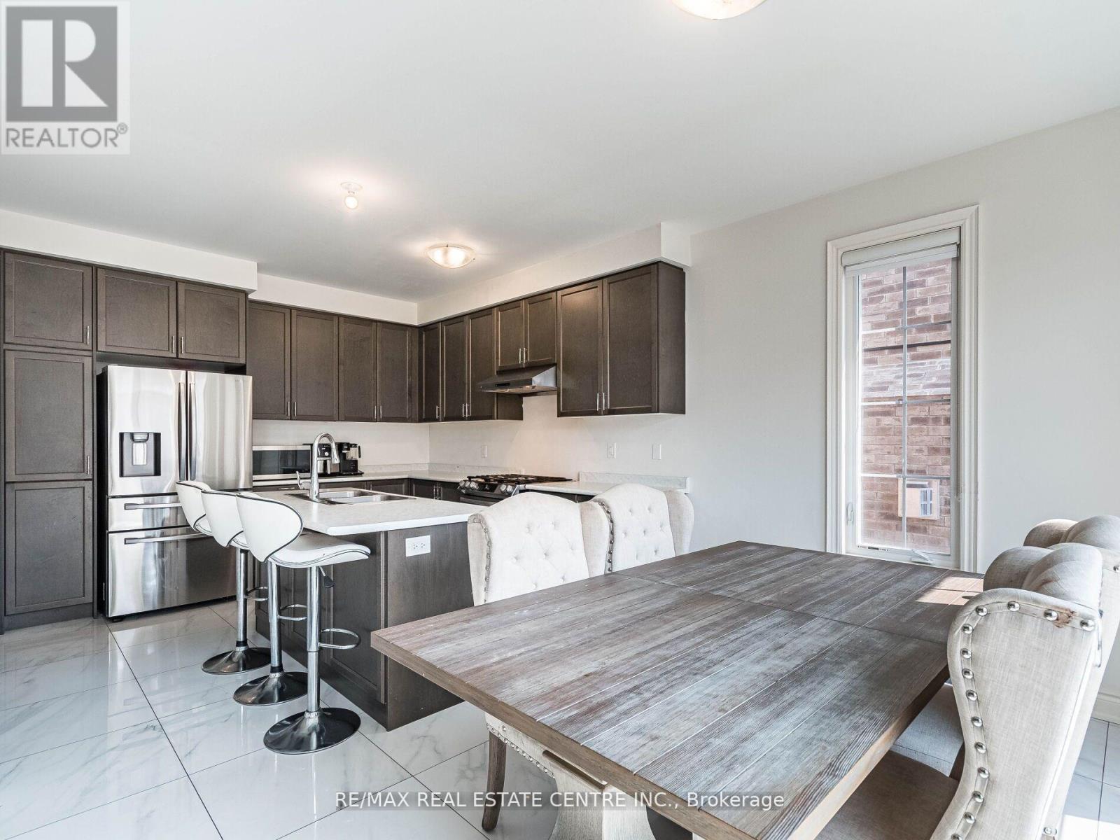 62 Granite Ridge Trail, Hamilton, Ontario  L8B 1Y6 - Photo 10 - X12355089