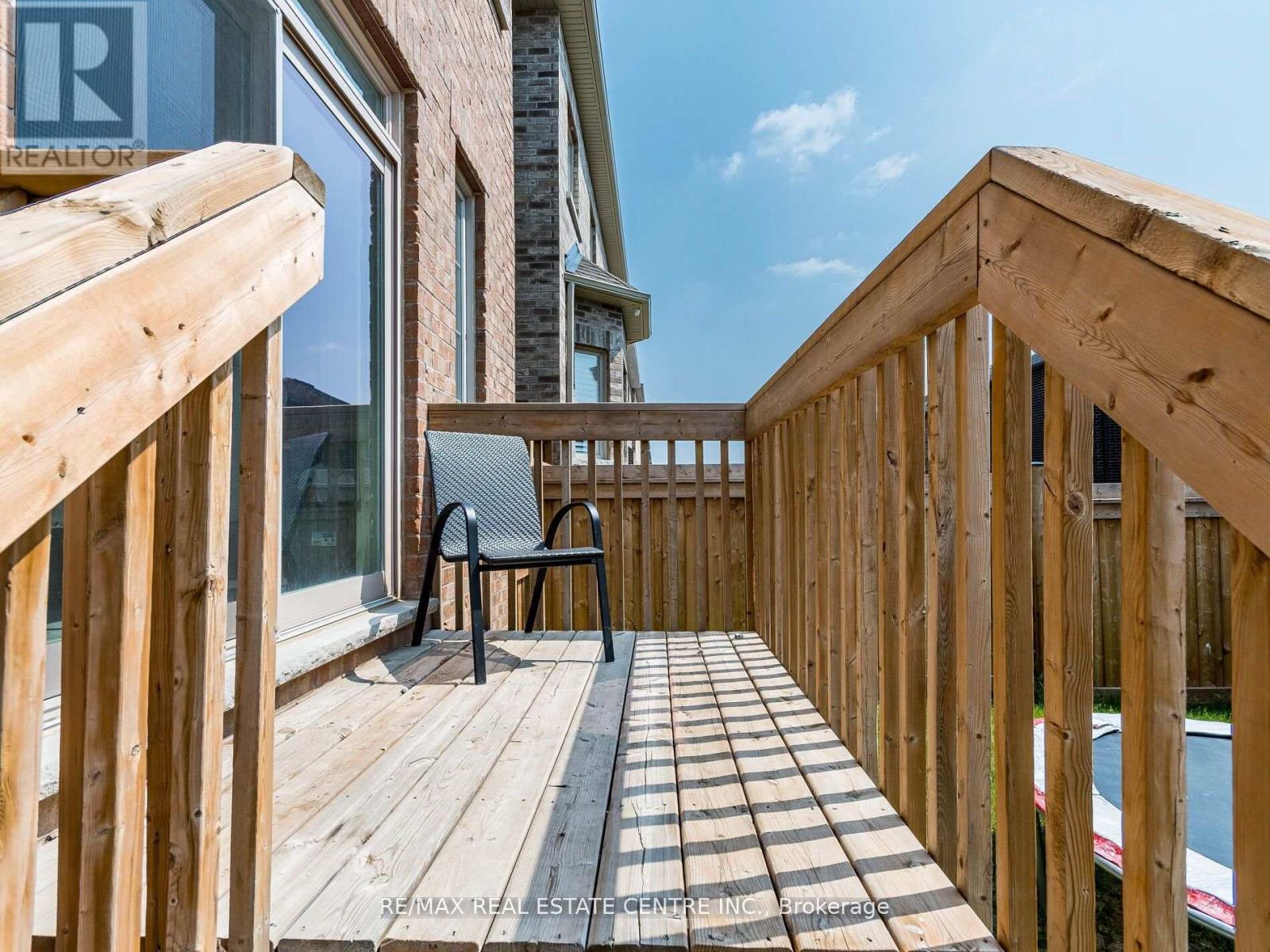 62 Granite Ridge Trail, Hamilton, Ontario  L8B 1Y6 - Photo 19 - X12355089