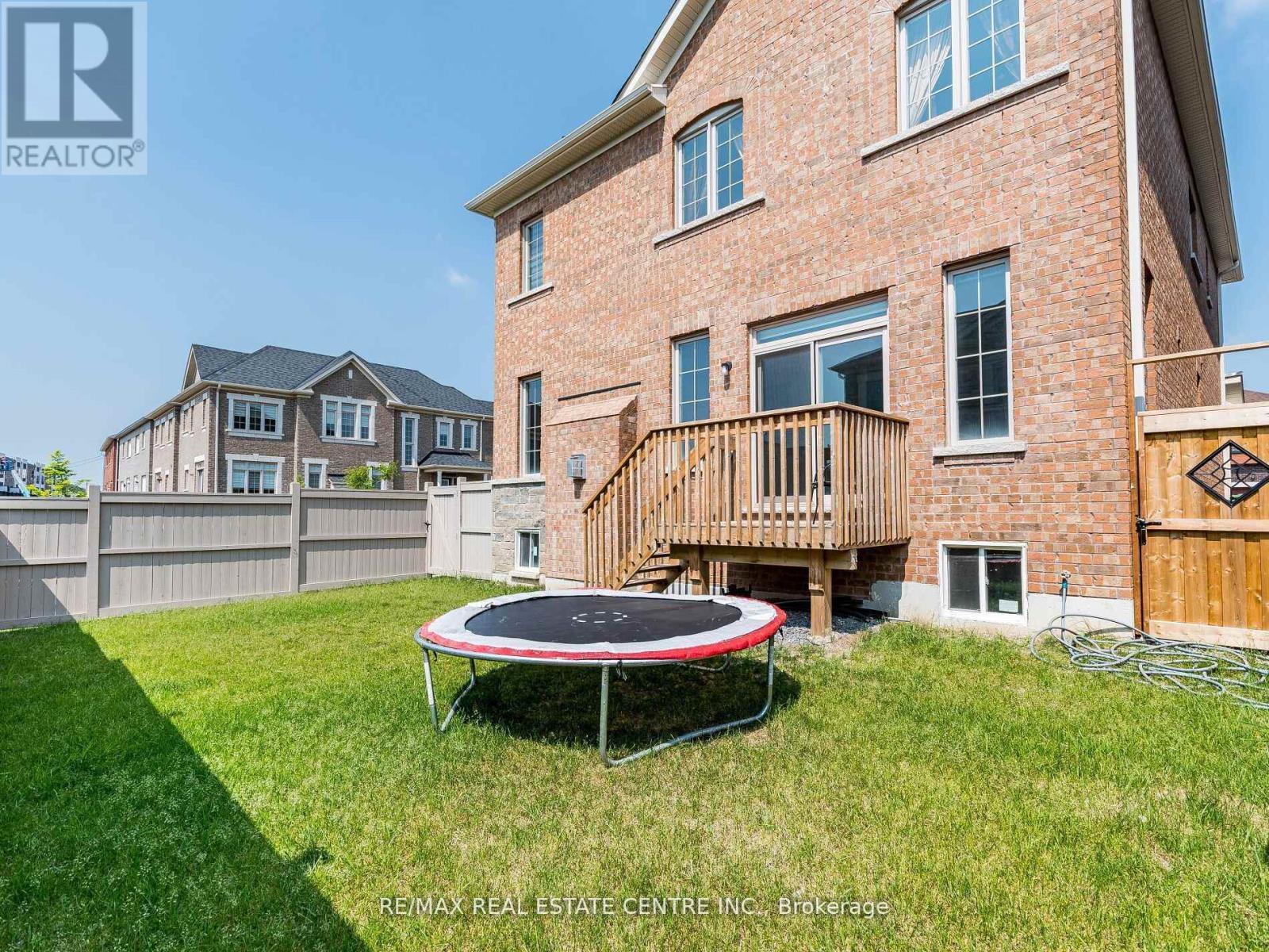 62 Granite Ridge Trail, Hamilton, Ontario  L8B 1Y6 - Photo 20 - X12355089
