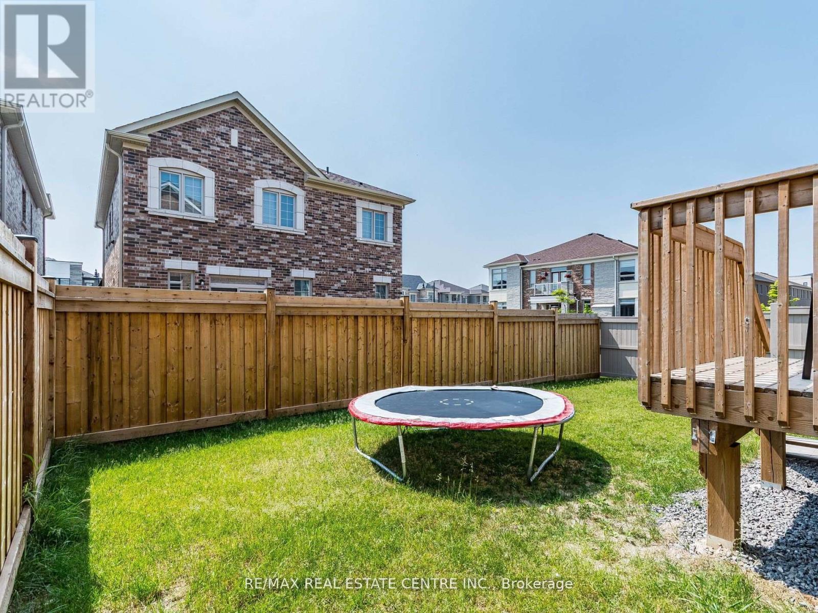 62 Granite Ridge Trail, Hamilton, Ontario  L8B 1Y6 - Photo 23 - X12355089