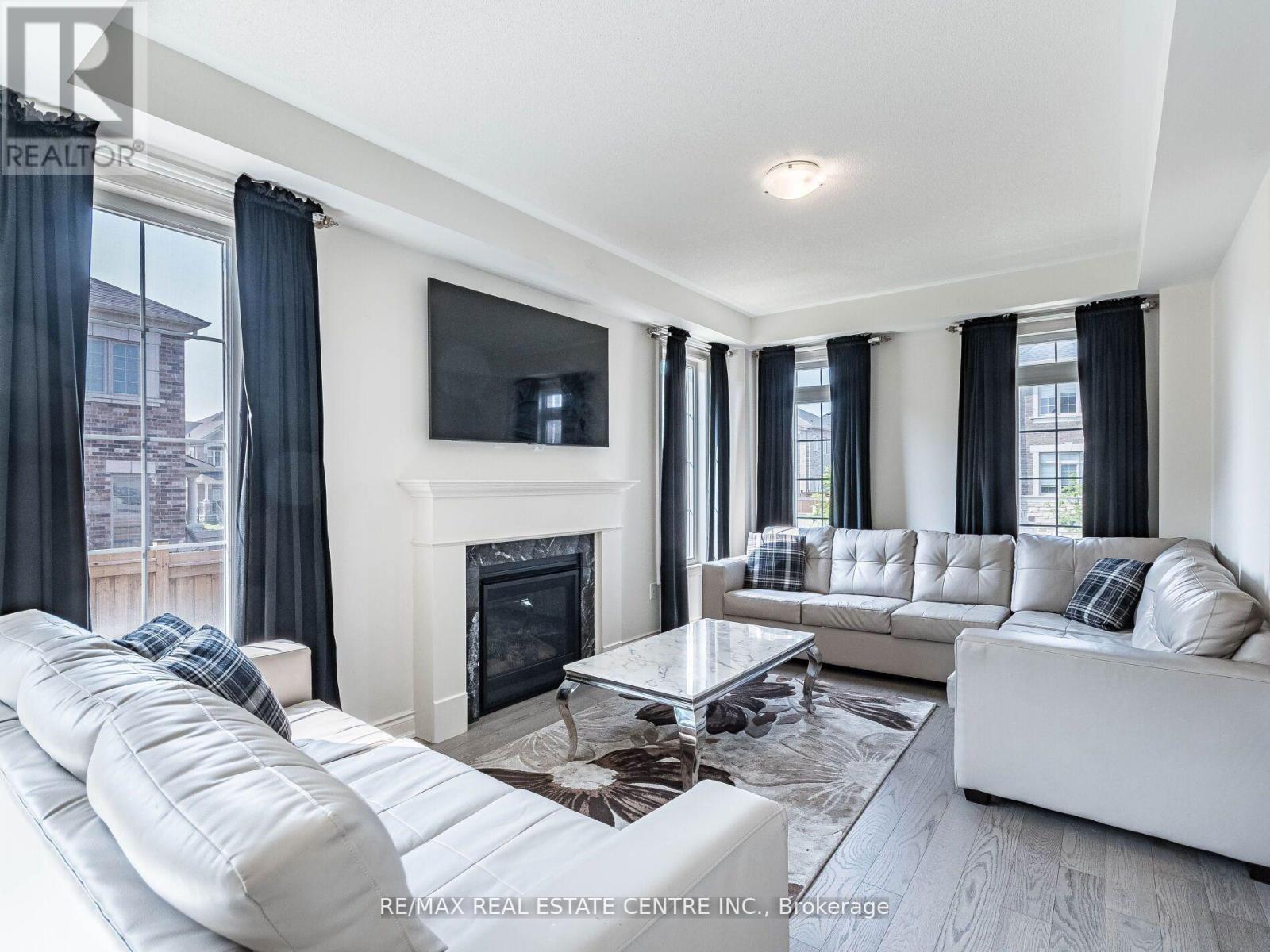 62 Granite Ridge Trail, Hamilton, Ontario  L8B 1Y6 - Photo 8 - X12355089