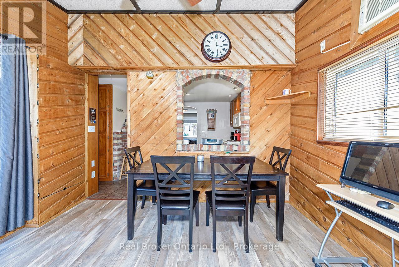 Property at 58 FOURTH AVENUE image 4