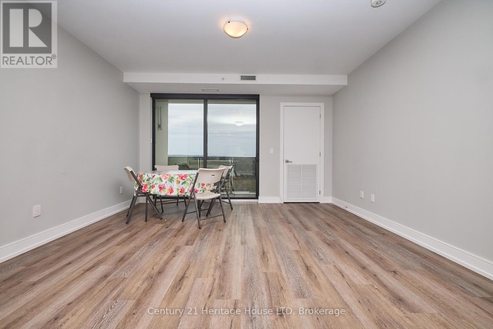 407 - 300b Fourth Avenue, St. Catharines, Ontario  L2S 0E6 - Photo 10 - X12355276