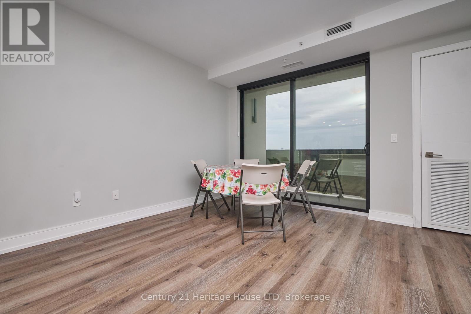407 - 300b Fourth Avenue, St. Catharines, Ontario  L2S 0E6 - Photo 9 - X12355276