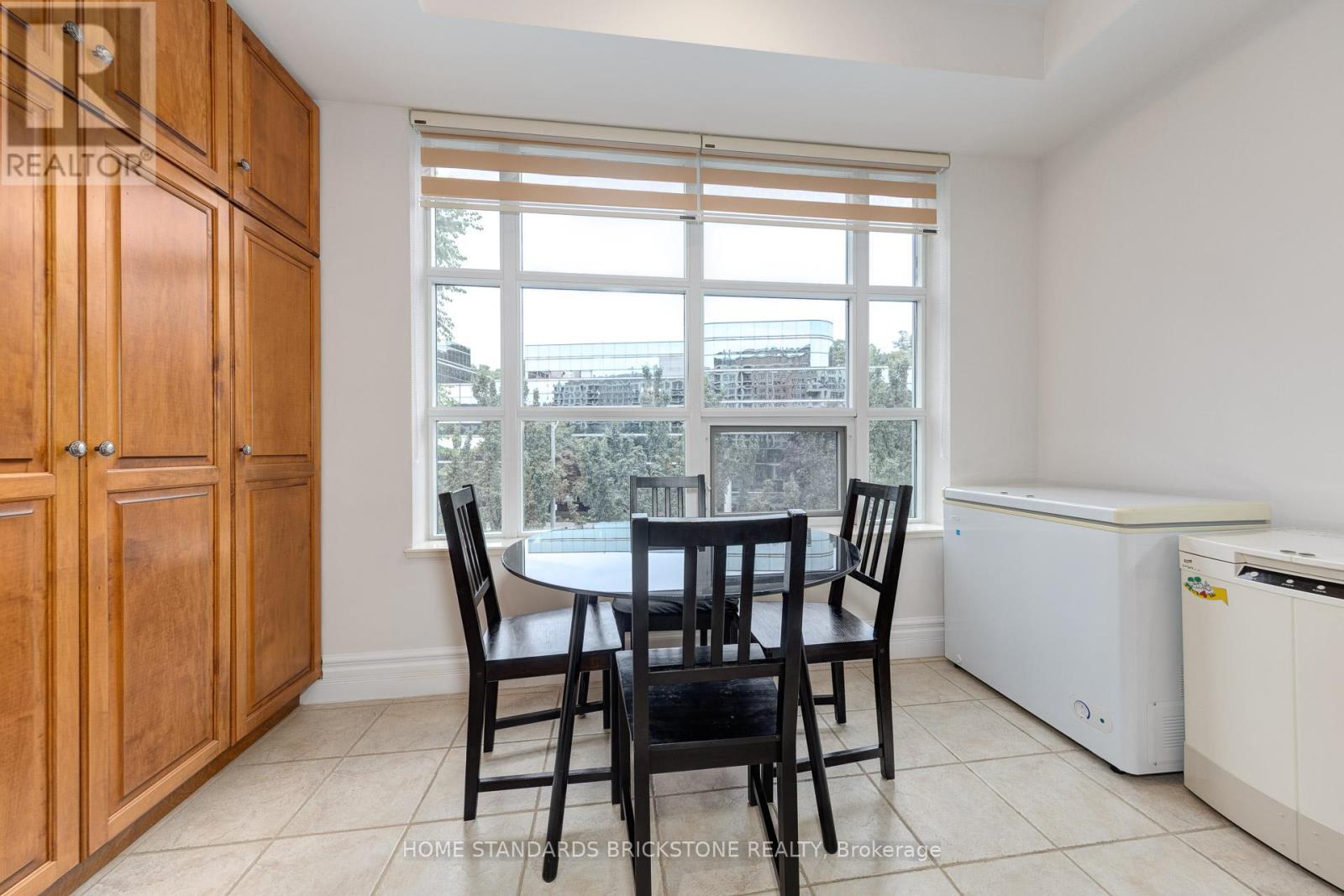 310 - 10 Old York Mills Road, Toronto, Ontario  M2P 2G9 - Photo 16 - C12355221