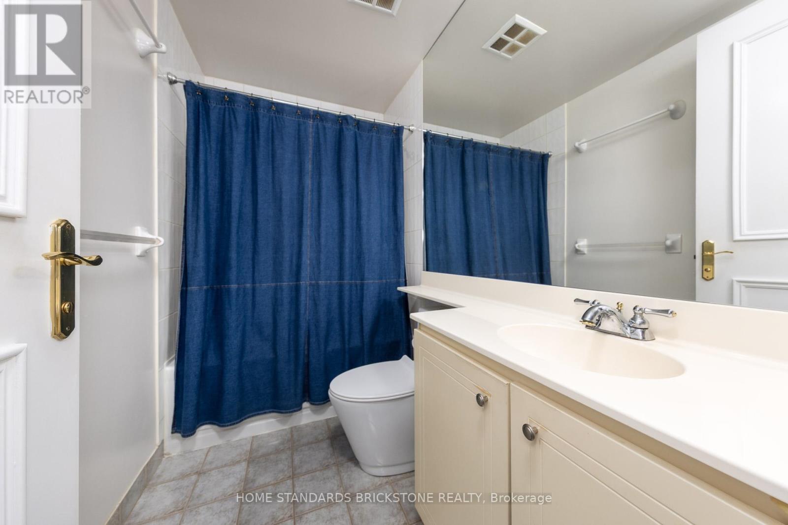 310 - 10 Old York Mills Road, Toronto, Ontario  M2P 2G9 - Photo 22 - C12355221