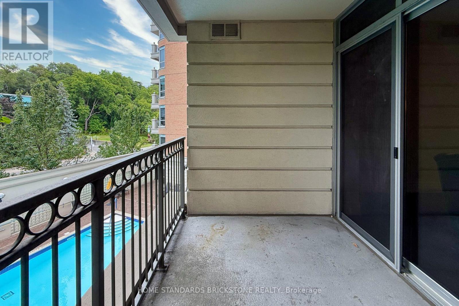 310 - 10 Old York Mills Road, Toronto, Ontario  M2P 2G9 - Photo 25 - C12355221