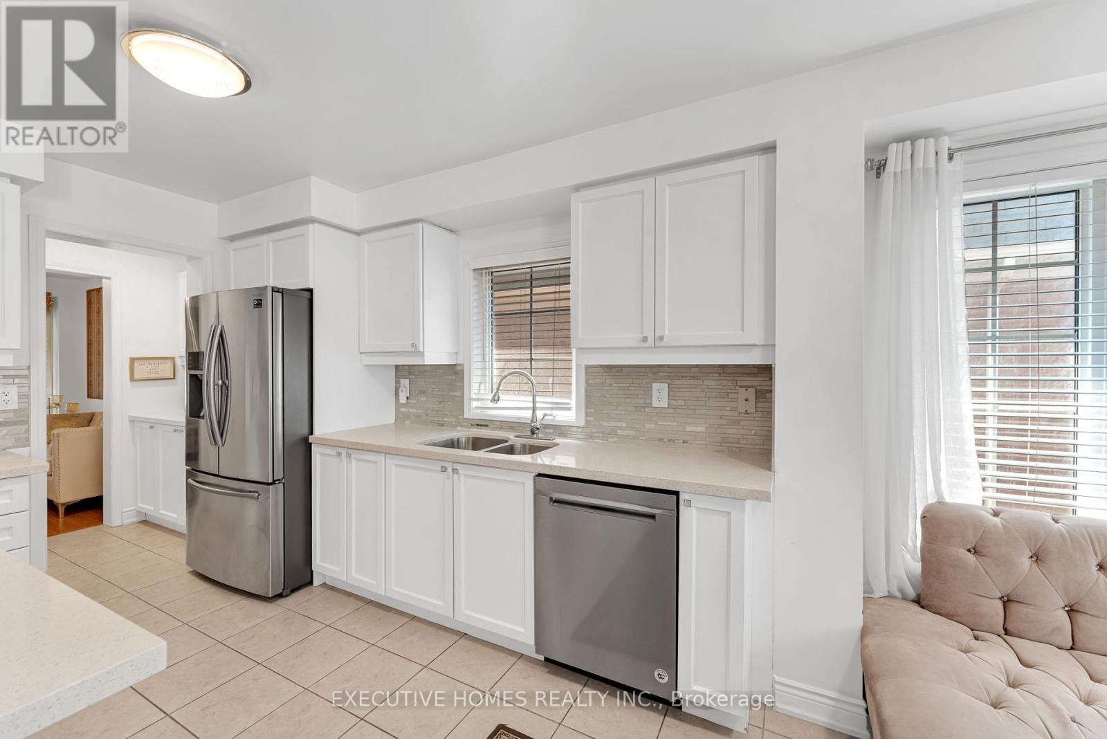 2478 William Jackson Drive, Pickering, Ontario  L1X 0C3 - Photo 30 - E12355119