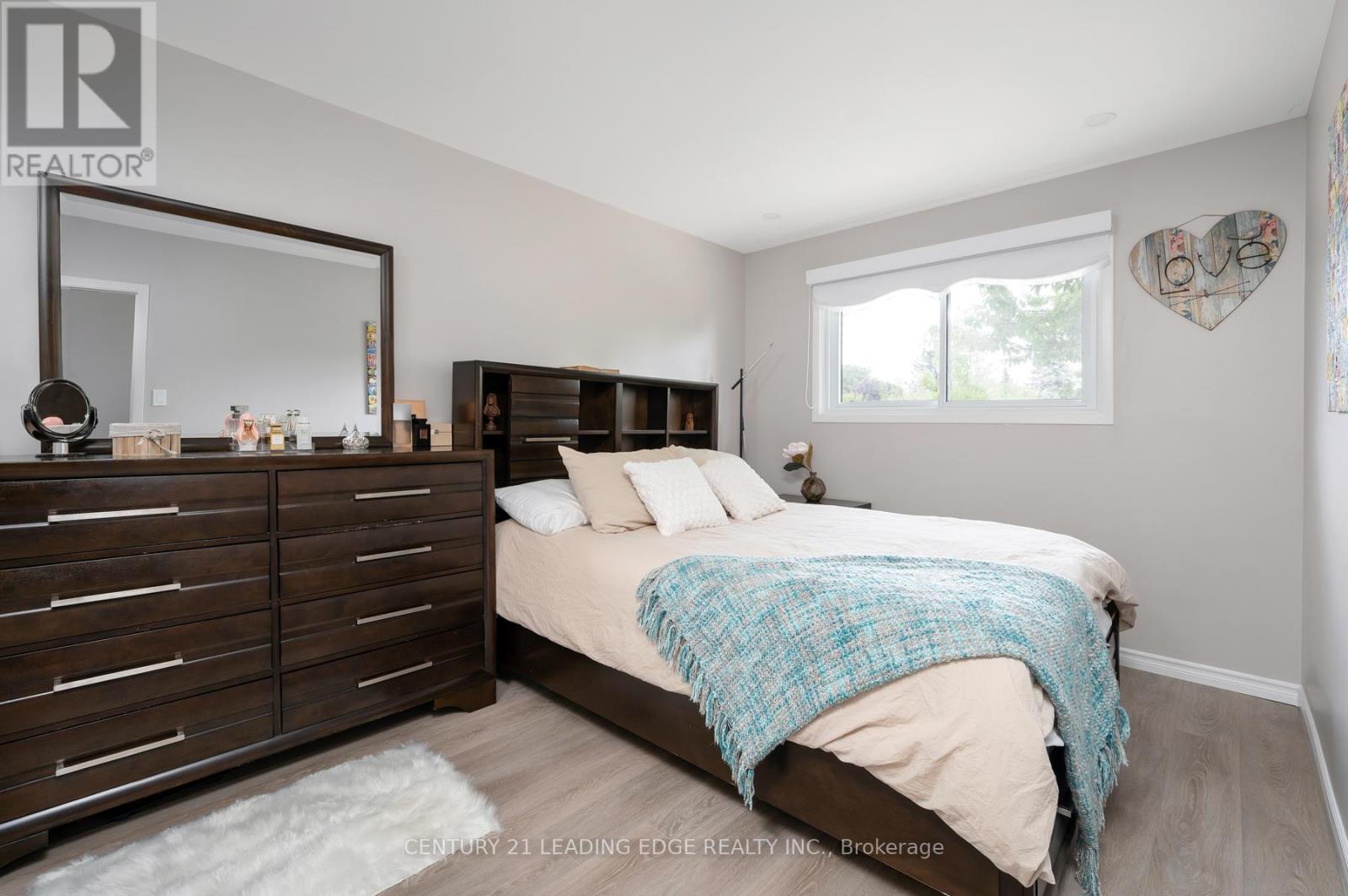 809 Sanok Drive, Pickering, Ontario  L1W 2R1 - Photo 22 - E12355177