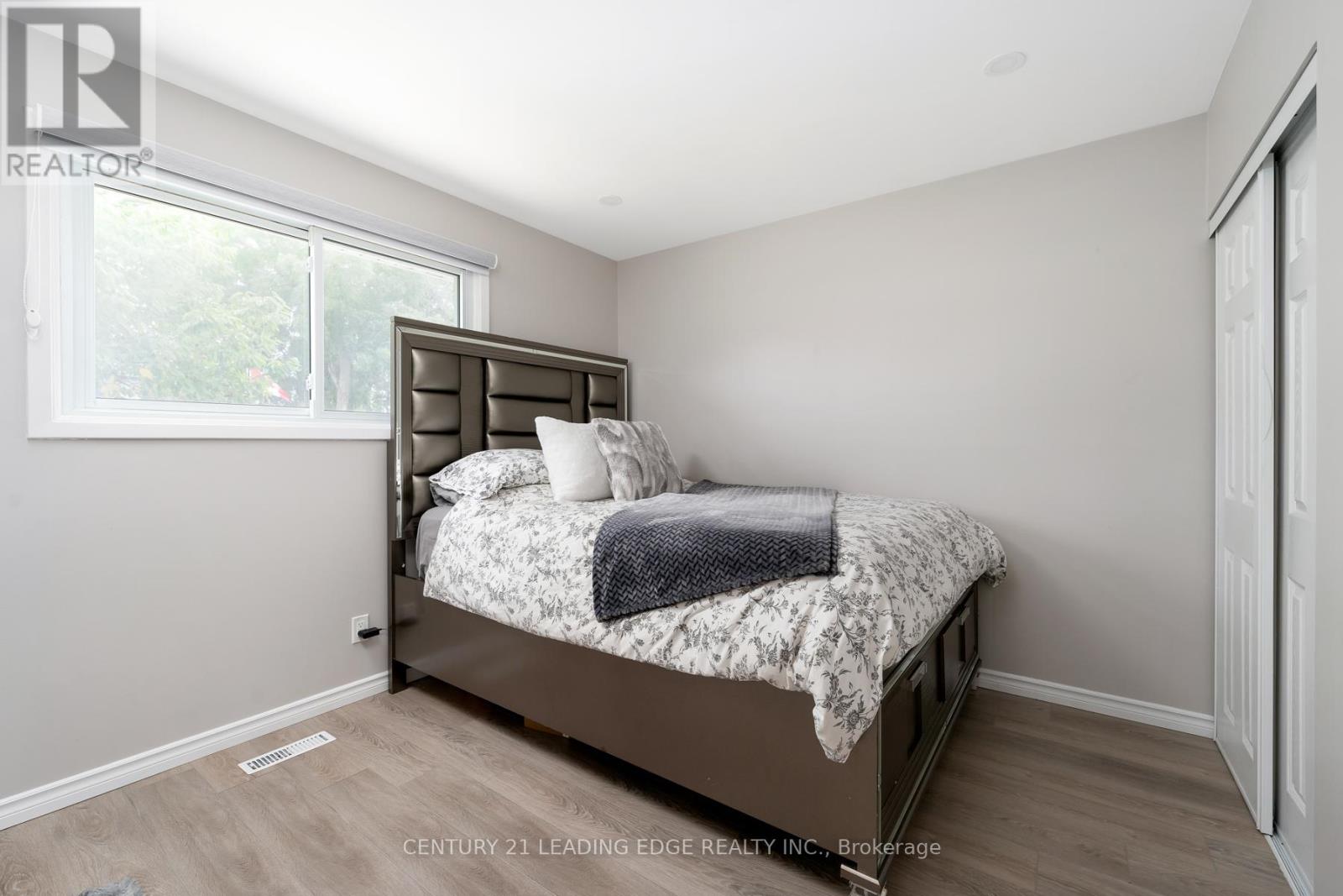 809 Sanok Drive, Pickering, Ontario  L1W 2R1 - Photo 25 - E12355177