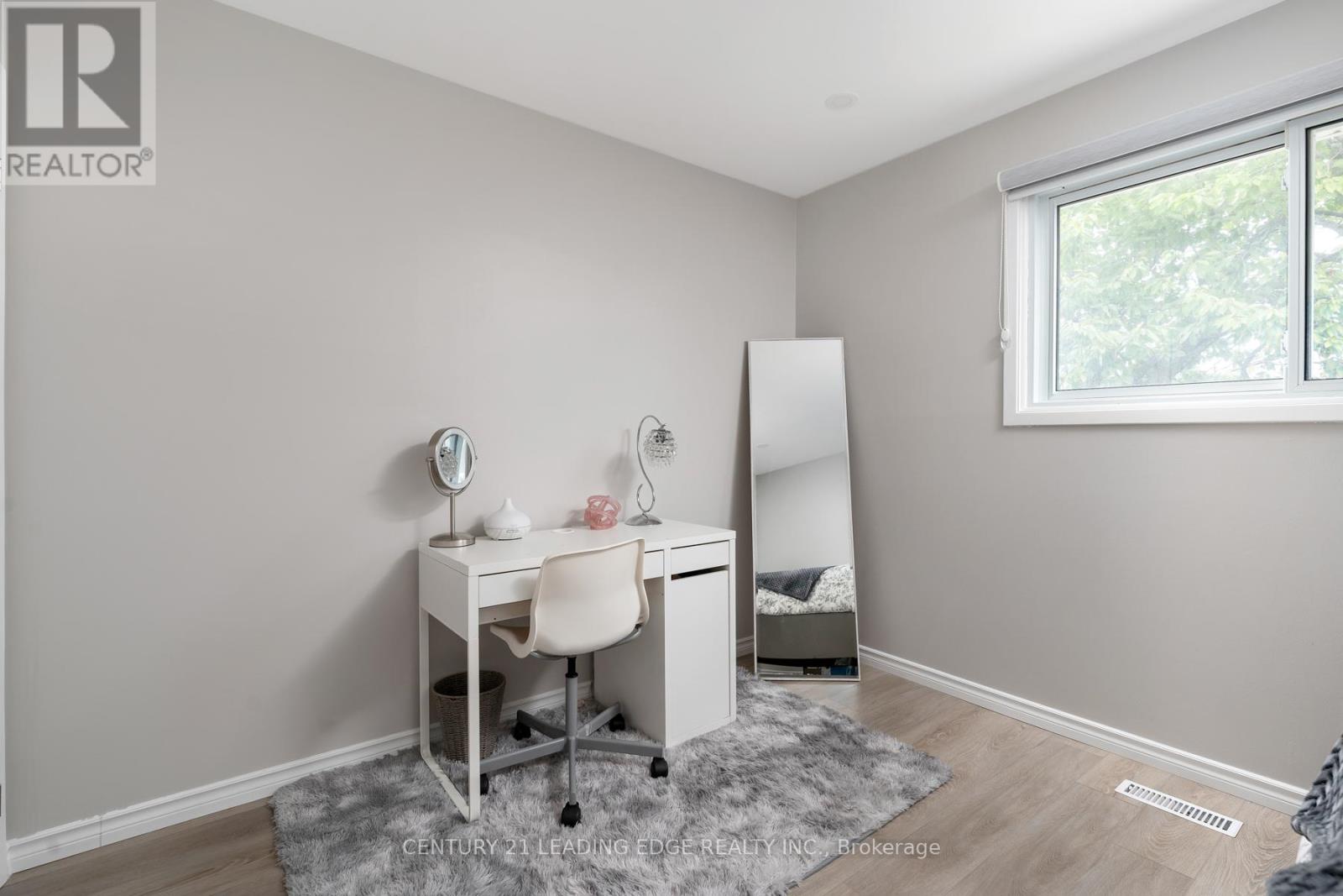 809 Sanok Drive, Pickering, Ontario  L1W 2R1 - Photo 26 - E12355177