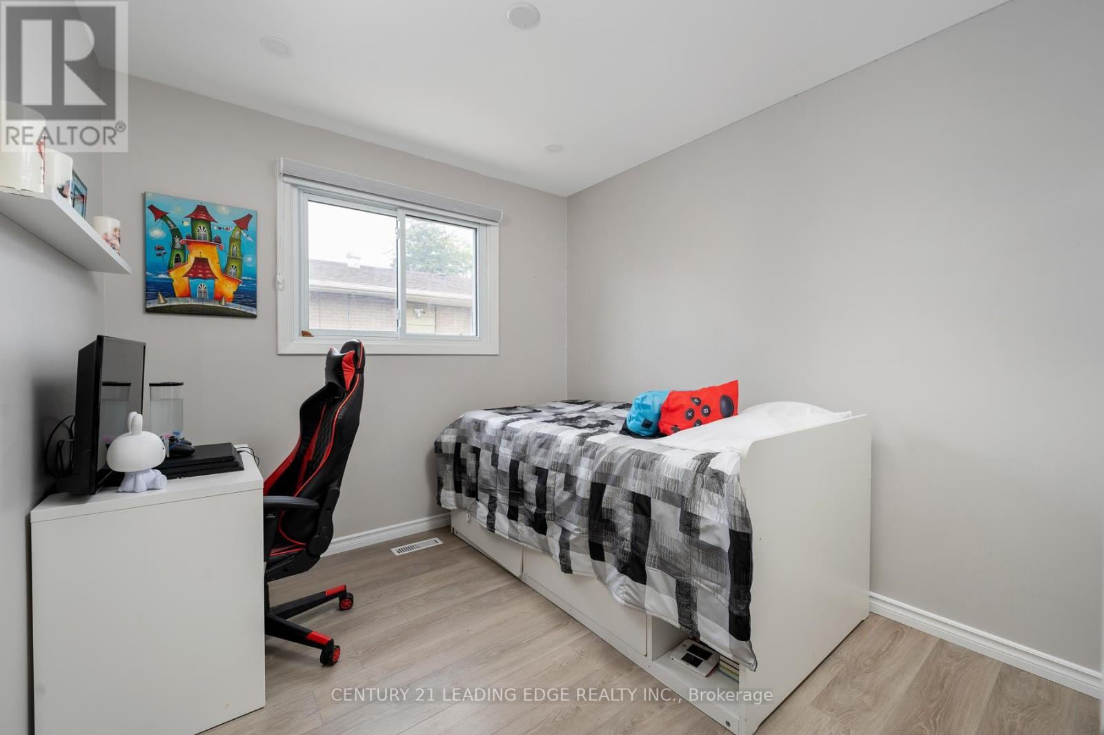 809 Sanok Drive, Pickering, Ontario  L1W 2R1 - Photo 27 - E12355177
