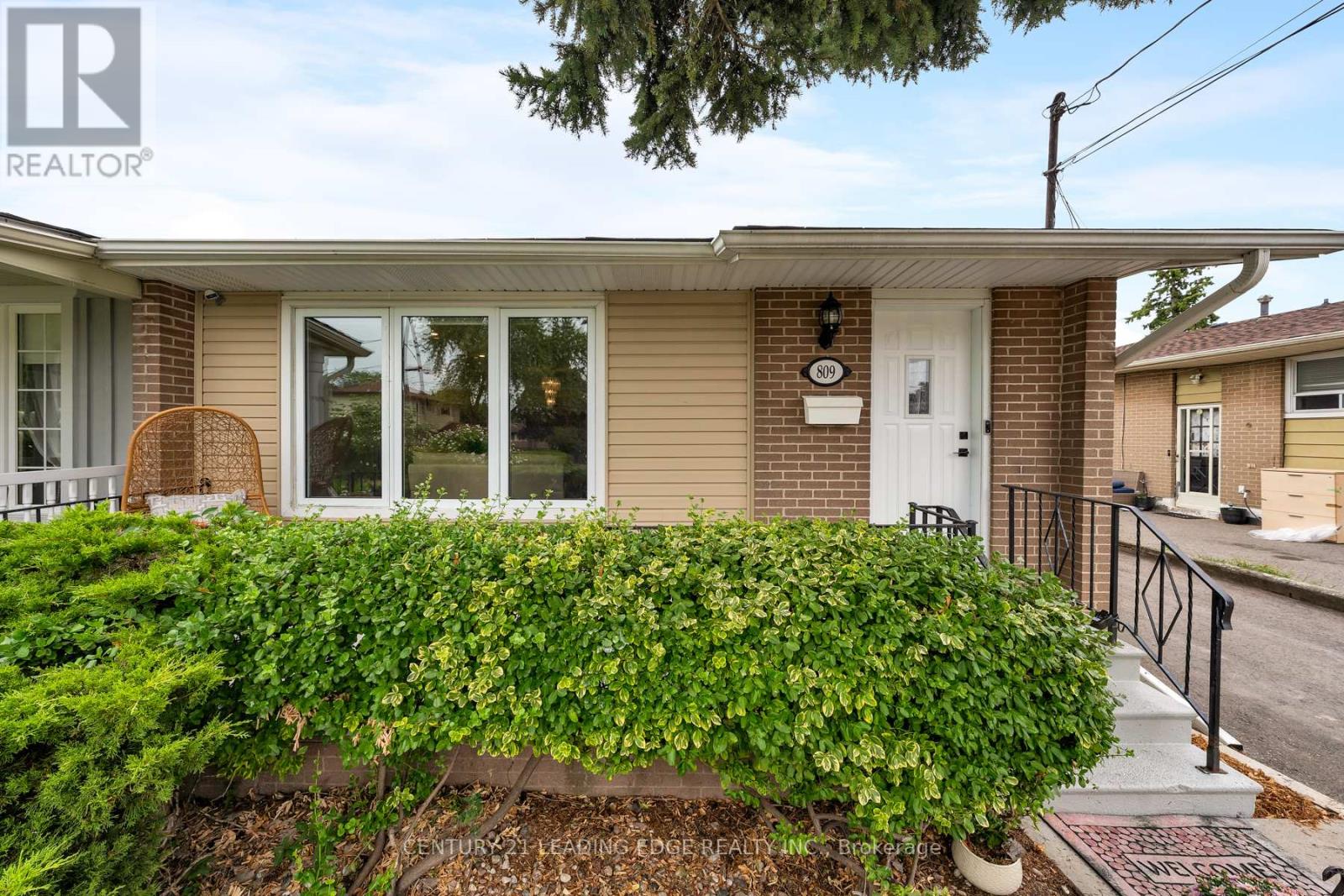 Property at 809 SANOK DRIVE image 5