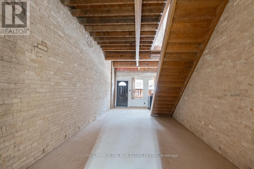193 Main Street S, Newmarket, Ontario  L3Y 3Y9 - Photo 13 - N12060557