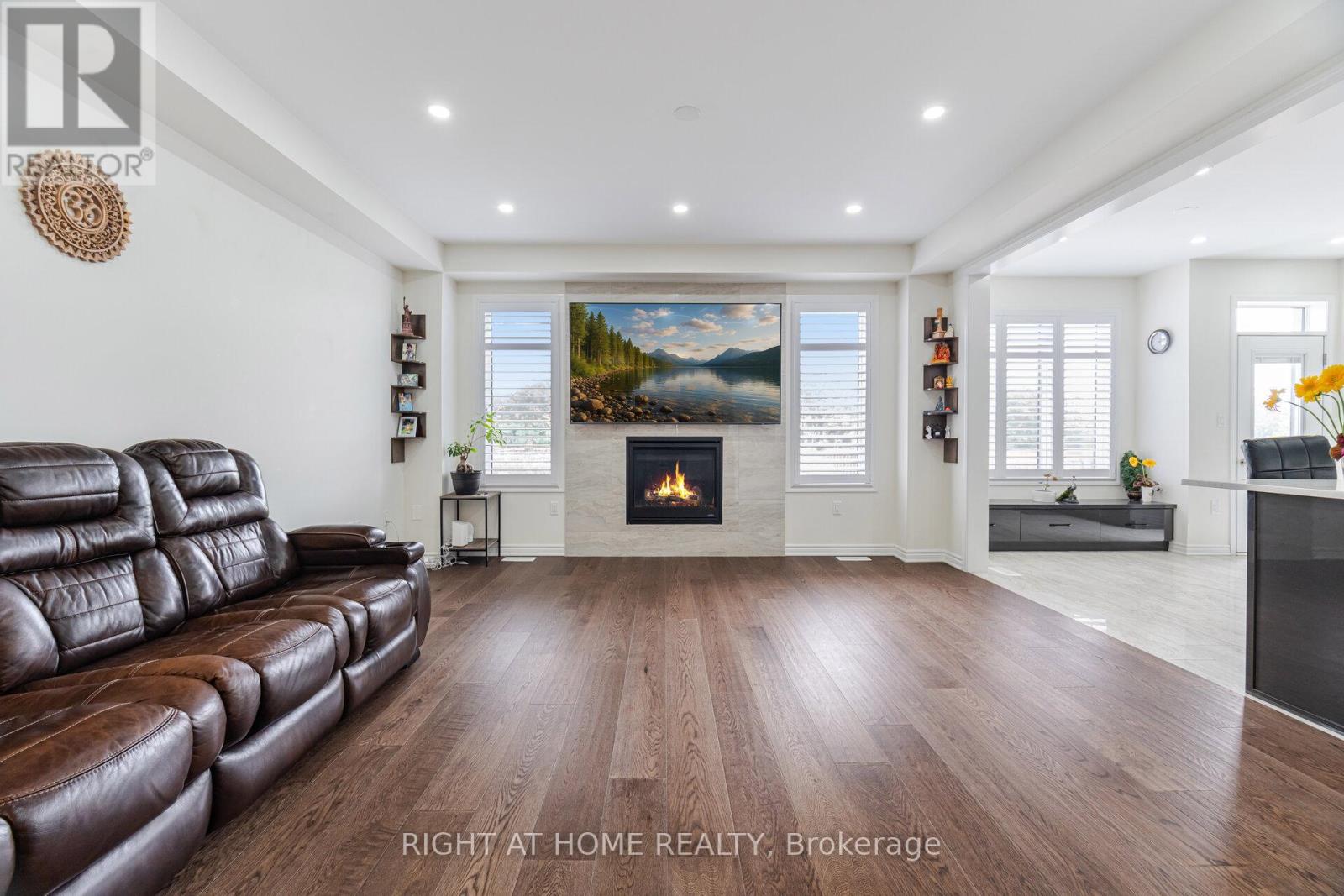 3281 Turnstone Boulevard, Pickering, Ontario  L1X 0M9 - Photo 8 - E12342219