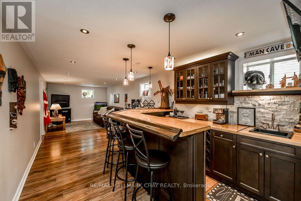 103 Imperial Crescent, Bradford West Gwillimbury, Ontario  L3Z 2N6 - Photo 23 - N12355132