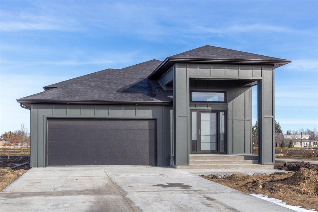 97 Champagne Street, Ste Anne, Manitoba  R5H 0C2 - Photo 1 - 202521041