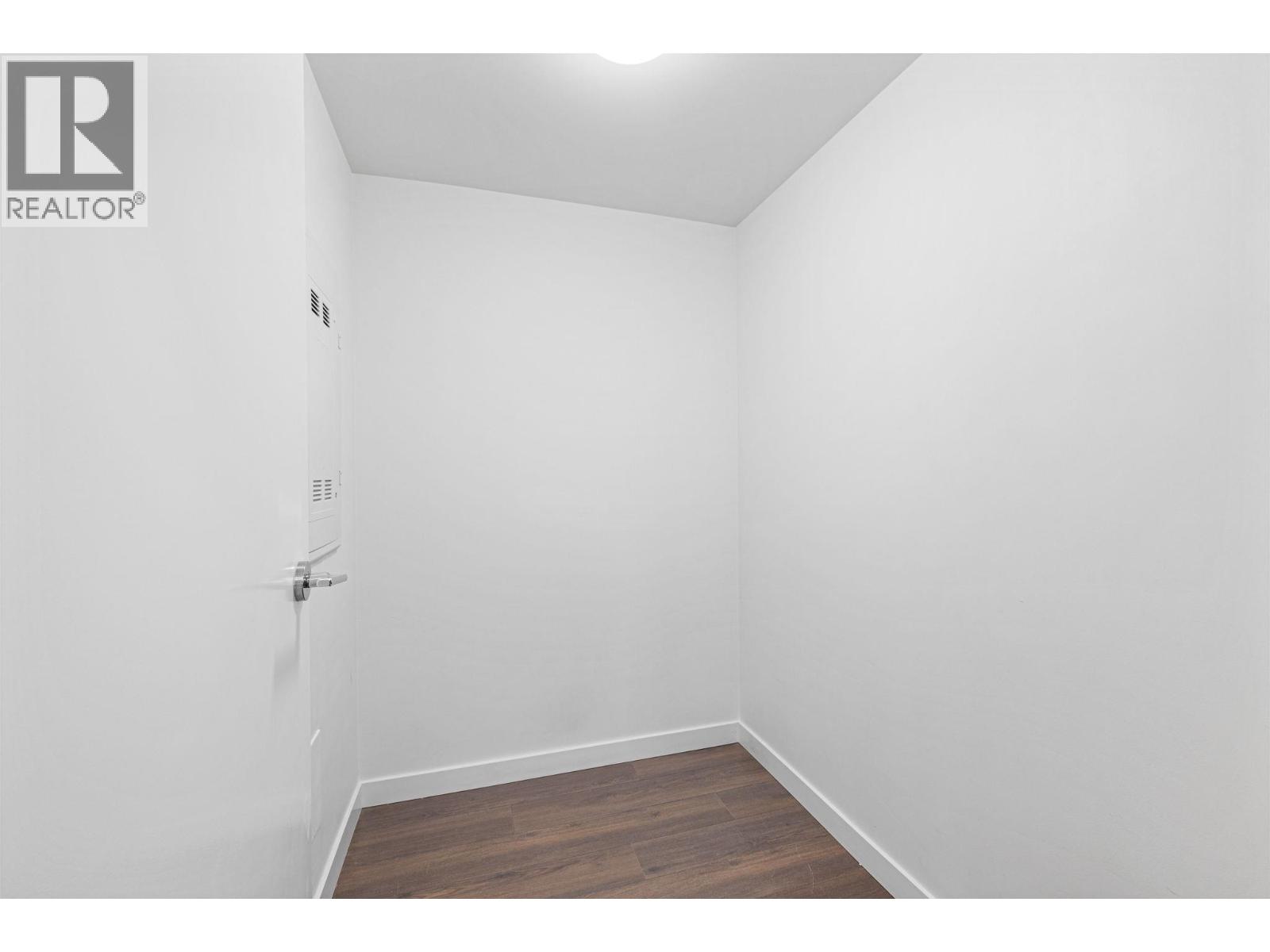 2209 285 E 10th Avenue, Vancouver, British Columbia  V5Y 0H6 - Photo 8 - R3038196