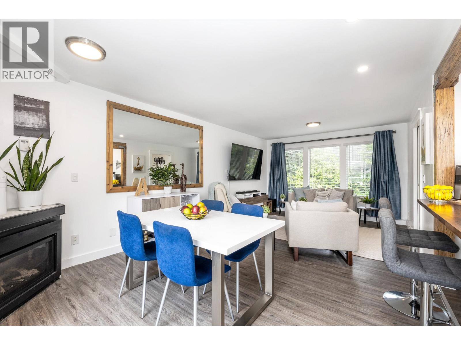 Property at 2313 QUAYSIDE COURT image 4